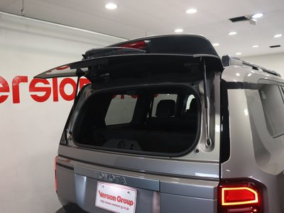 2025 Toyota LAND CRUISER 250 — миниатюра 39
