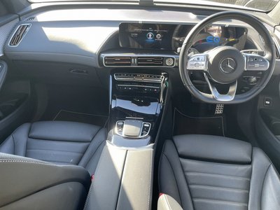 MERCEDES-BENZ EQC - 9
