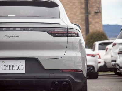 PORSCHE CAYENNE - 10