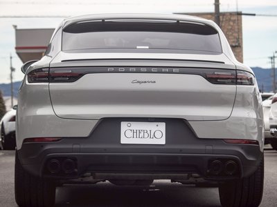 PORSCHE CAYENNE - 8