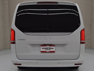 صورة 6 لـ 2024 Mercedes-BENZ V-CLASS
