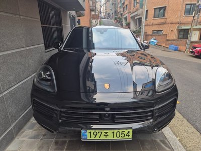 PORSCHE CAYENNE - 1