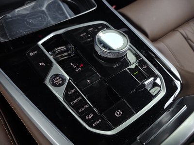 2025 BMW X5 缩略图 12