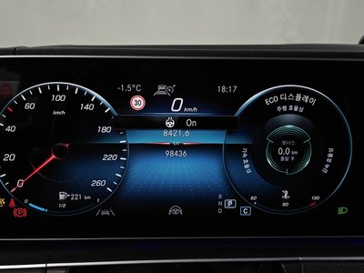 MERCEDES-BENZ GLE - 8