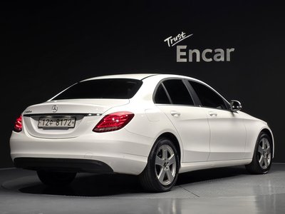 MERCEDES-BENZ C-CLASS - 4