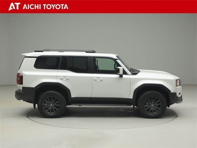 TOYOTA LAND CRUISER - 7