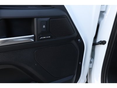 2025 LAND Rover DEFENDER 缩略图 111