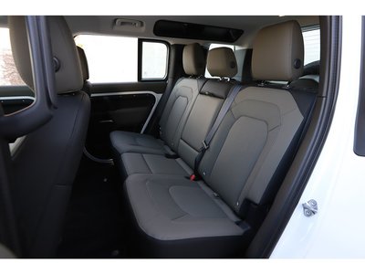 2025 LAND Rover DEFENDER 缩略图 84