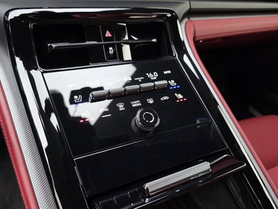 صورة مصغرة 16 لـ 2024 Porsche PANAMERA