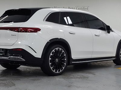 MERCEDES-BENZ EQS - 5