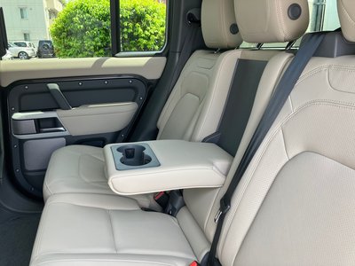 2024 LAND Rover DEFENDER 缩略图 121