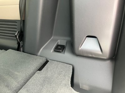 2024 LAND Rover DEFENDER 缩略图 138