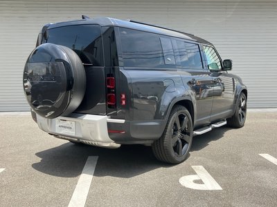 LAND ROVER DEFENDER - 8