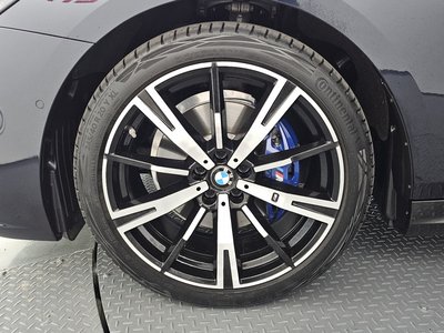 صورة 6 لـ 2025 BMW 5 SERIES