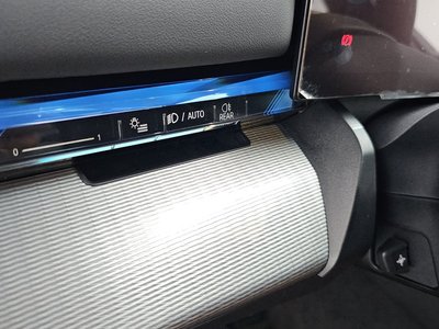 2025 BMW 5 SERIES 缩略图 12