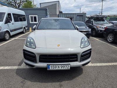 PORSCHE CAYENNE - 1