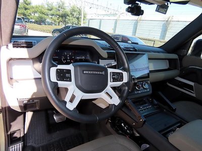 LAND ROVER DEFENDER - 5