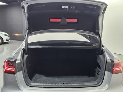 2018 AUDI A6 缩略图 22