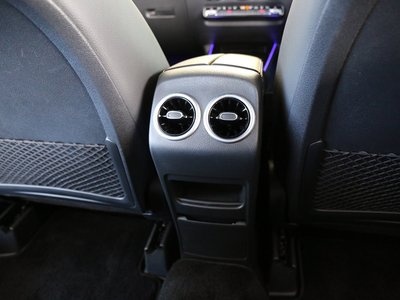 صورة مصغرة 40 لـ 2025 Mercedes-BENZ GLB