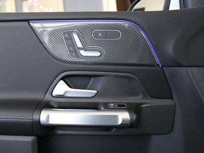 صورة مصغرة 35 لـ 2025 Mercedes-BENZ GLB