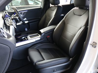 صورة مصغرة 14 لـ 2025 Mercedes-BENZ GLB