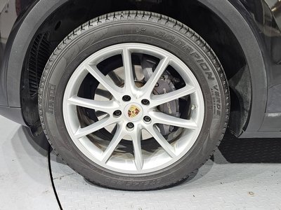 PORSCHE CAYENNE - 6
