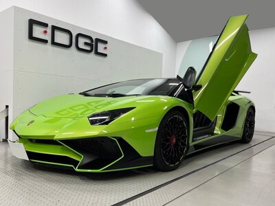 LAMBORGHINI AVENTADOR ROADSTER
