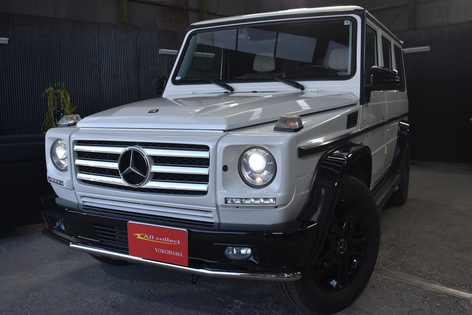 MERCEDES-BENZ G-CLASS - View 1