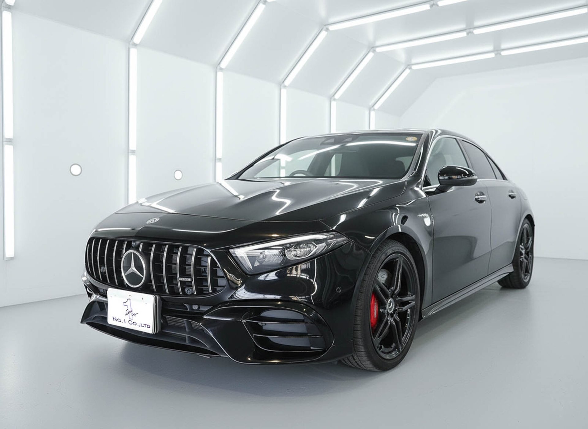 MERCEDES-BENZ A-CLASS AMG - View 1