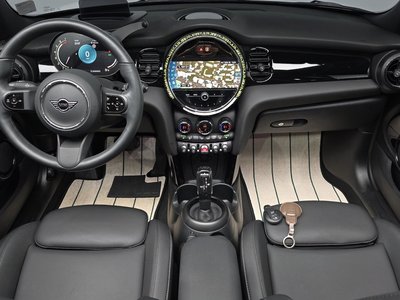 MINI CONVERTIBLE - 5