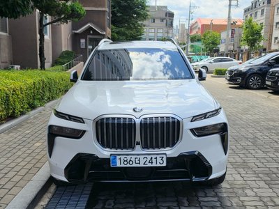 صورة 1 لـ 2023 BMW X7