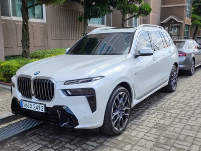 صورة 2 لـ 2023 BMW X7