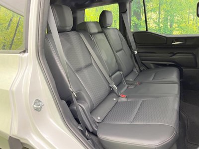 TOYOTA LAND CRUISER 250 - 9