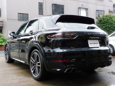 صورة 3 لـ 2018 Porsche CAYENNE