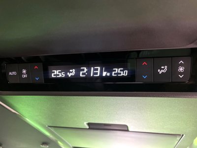 2024 Toyota ALPHARD 缩略图 39