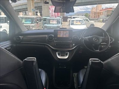 2021 Mercedes-BENZ V-CLASS — миниатюра 12