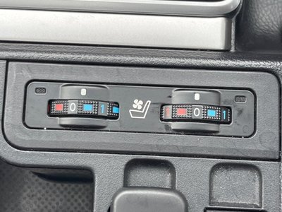 TOYOTA LAND CRUISER PRADO - 6