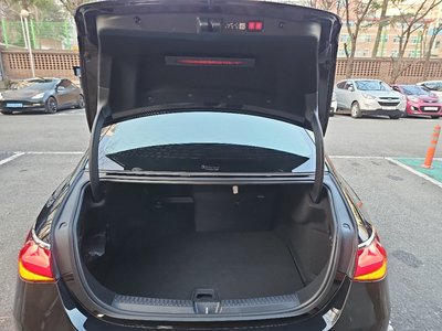 MERCEDES-BENZ E-CLASS - 10