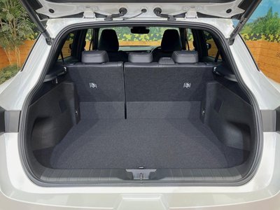 2024 Lexus LBX 缩略图 34