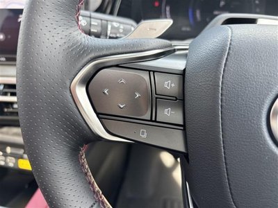 صورة 9 لـ 2024 Lexus RX