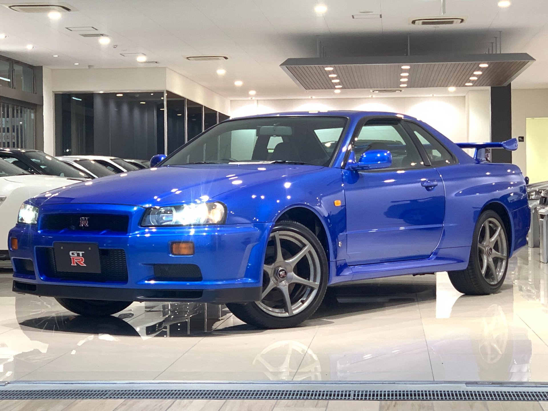 NISSAN SKYLINE GT-R - View 1
