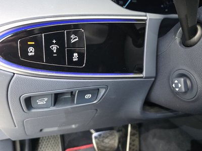 2022 Genesis GV70 — миниатюра 26