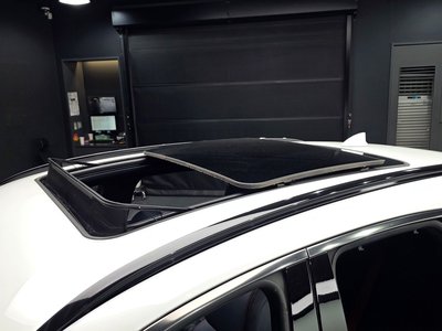 2022 Genesis GV70 — миниатюра 28