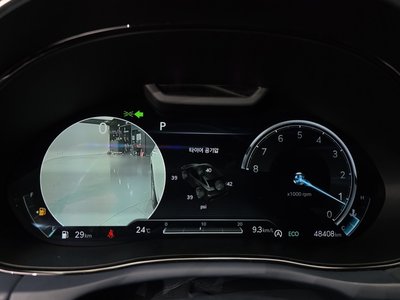 2022 Genesis GV70 — миниатюра 11