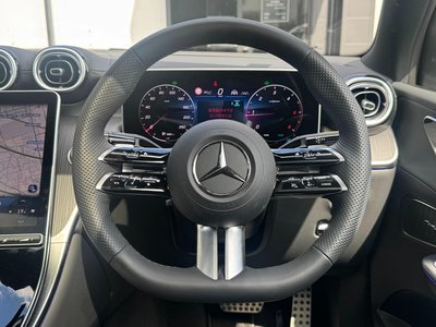 2025 Mercedes-BENZ GLC thumbnail 23