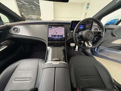 MERCEDES-BENZ EQE AMG - 2