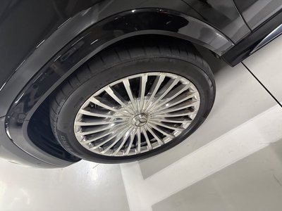 MERCEDES-BENZ GLS - 8