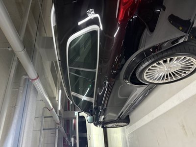 MERCEDES-BENZ GLS - 2