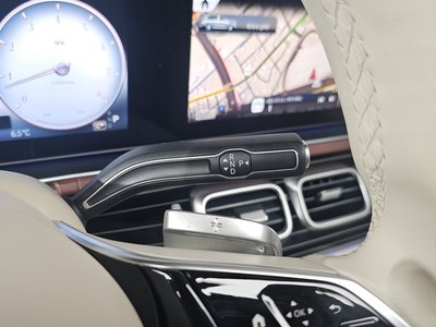 MERCEDES-BENZ GLS - 9