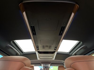 TOYOTA VELLFIRE - 4